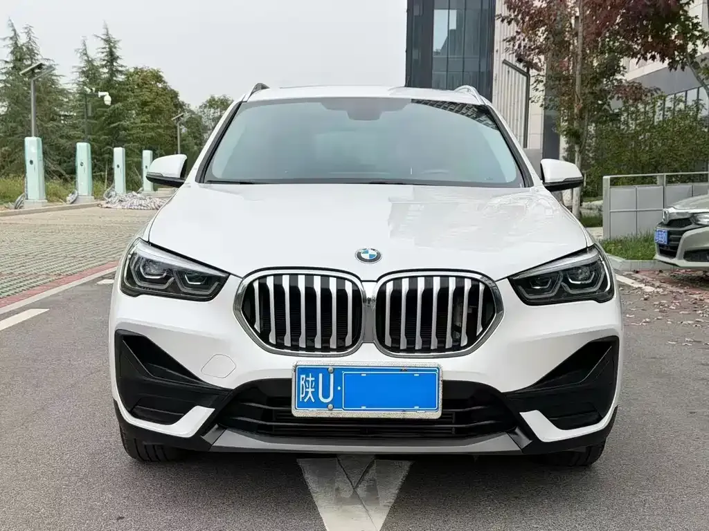BMW X1 — фото 4