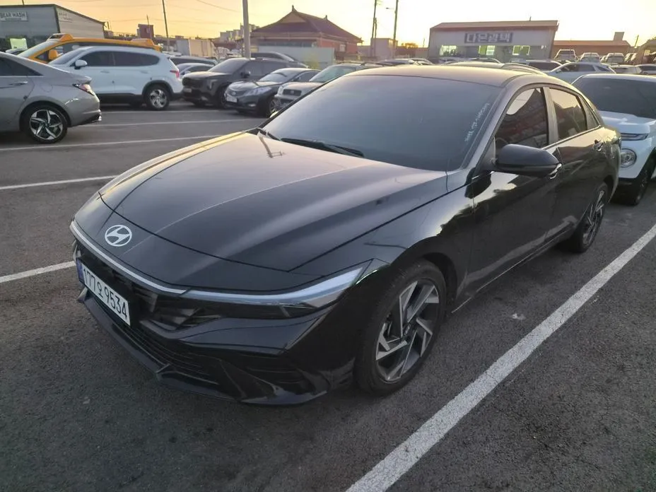 Hyundai AVANTE — фото 4
