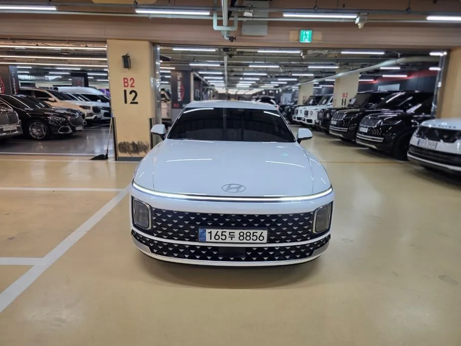 Hyundai Grandeur — фото 1