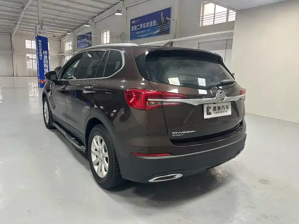 Buick Envision Plus — фото 9