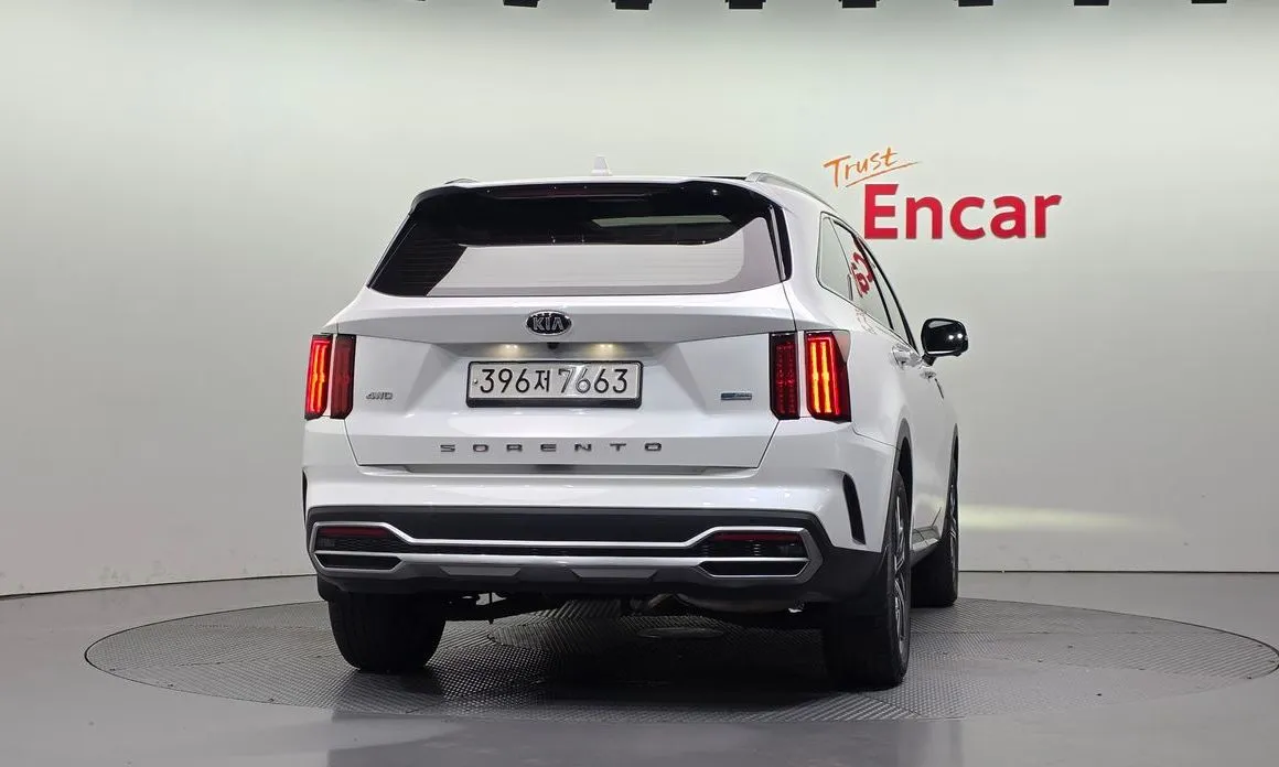 Kia Sorento — фото 3