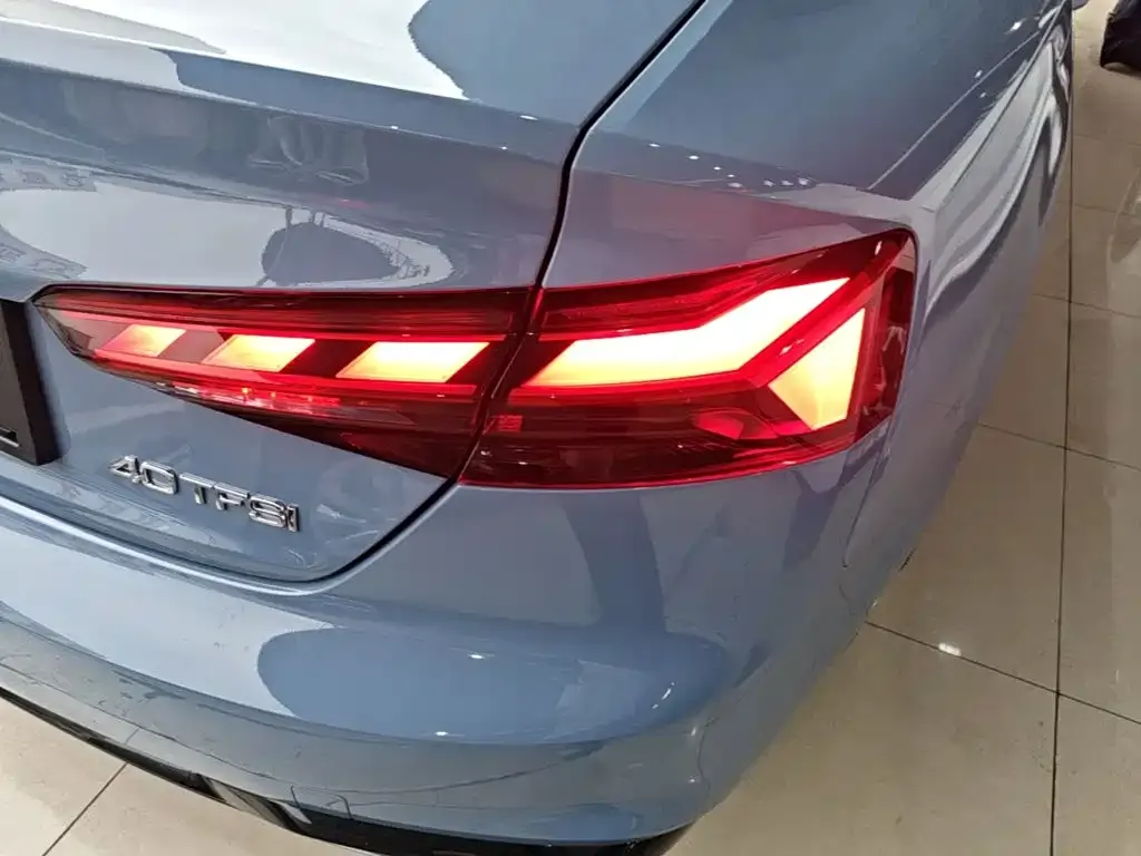 Audi A5 (Import) — фото 5