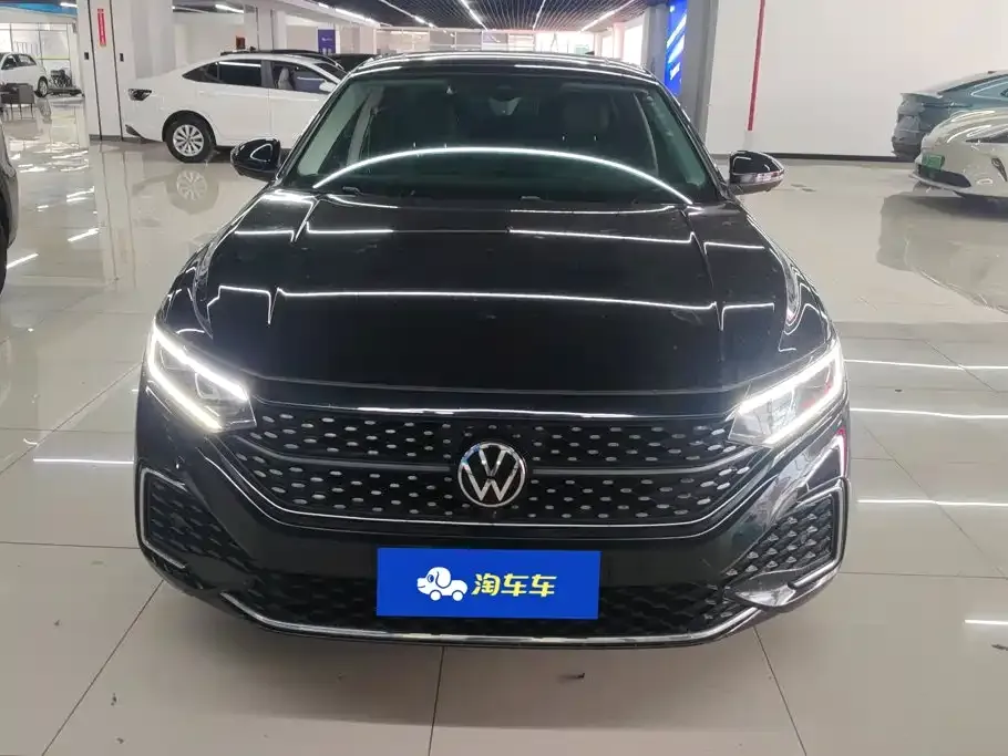 Volkswagen Passat — фото 5