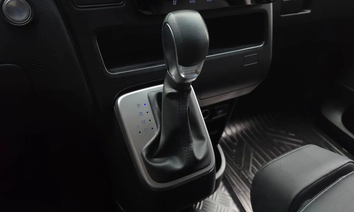 Hyundai Staria — фото 2