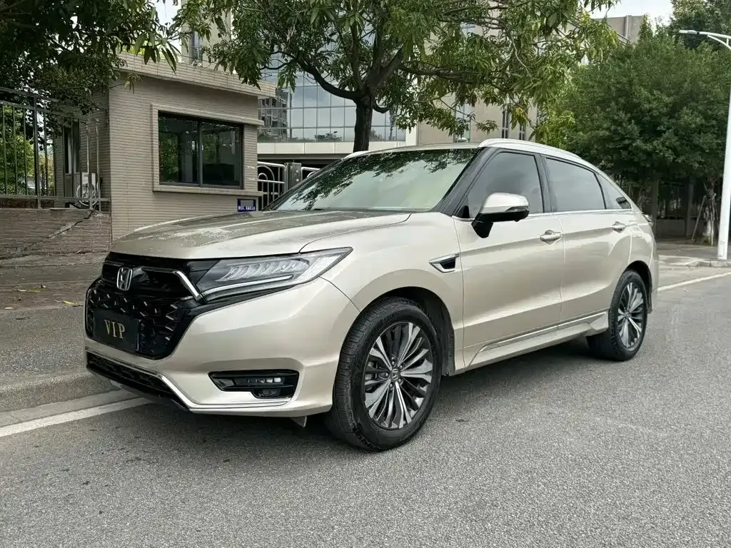 Honda UR-V — фото 1