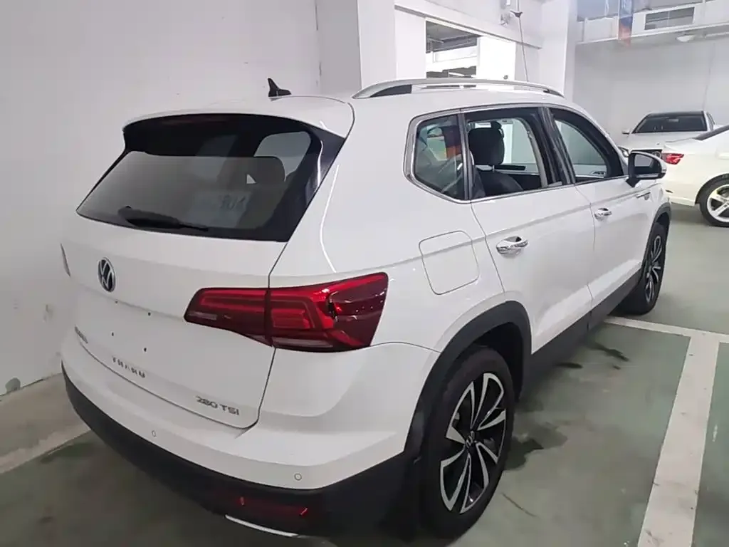 Volkswagen Tharu — фото 3