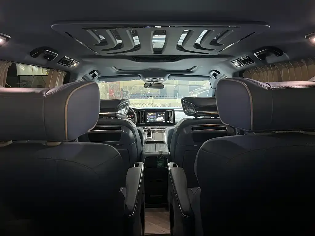 GAC Motor Trumpchi M8 — фото 3