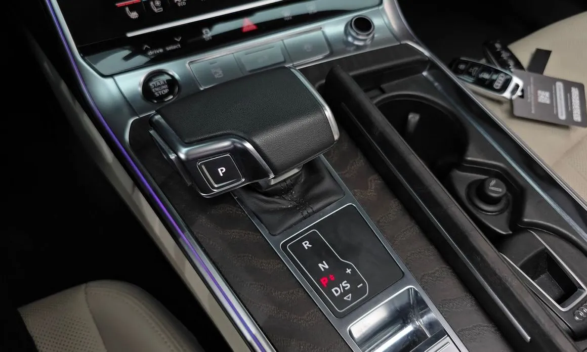 Audi A6 — фото 10