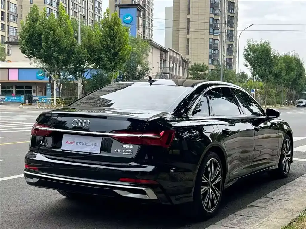 Audi A6L — фото 7