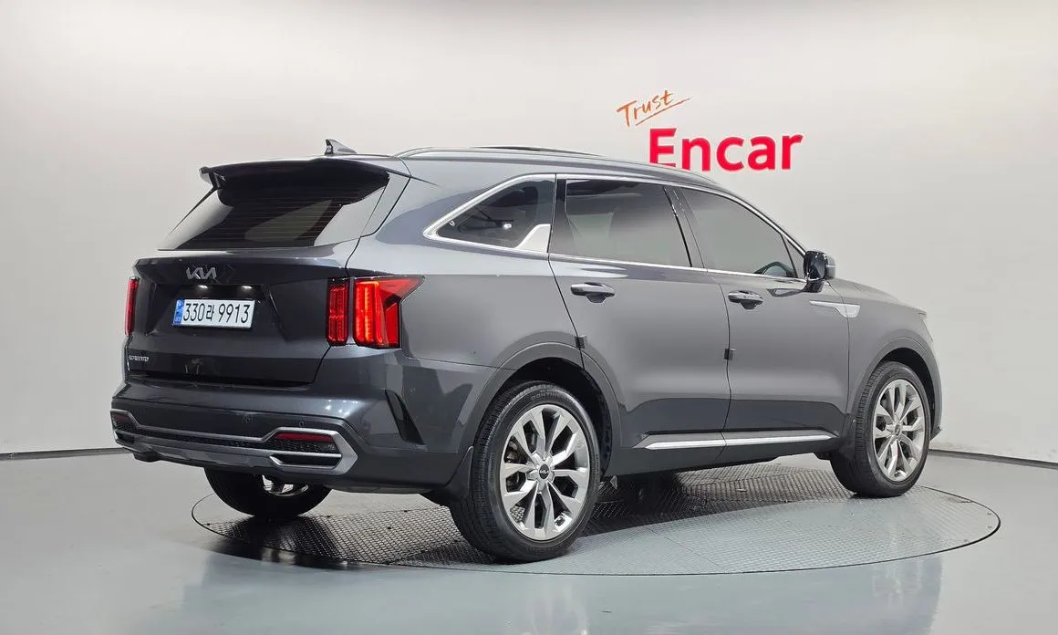Kia Sorento — фото 6