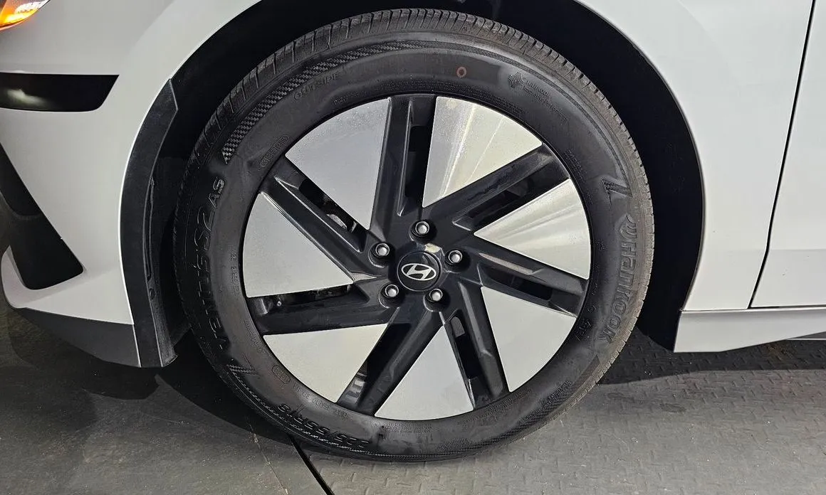 Hyundai Ioniq6 — фото 10