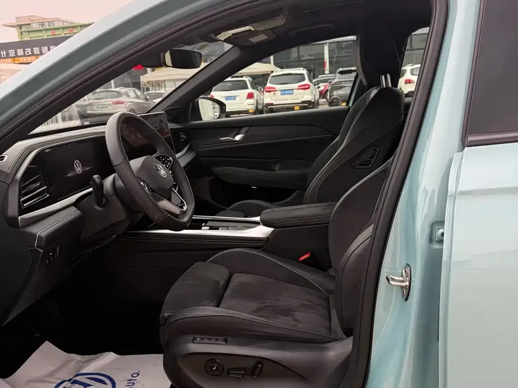 Volkswagen Passat — фото 8