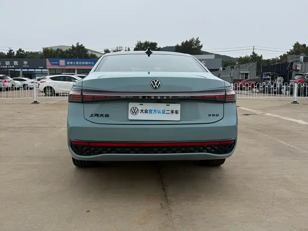 Volkswagen Passat — фото 2