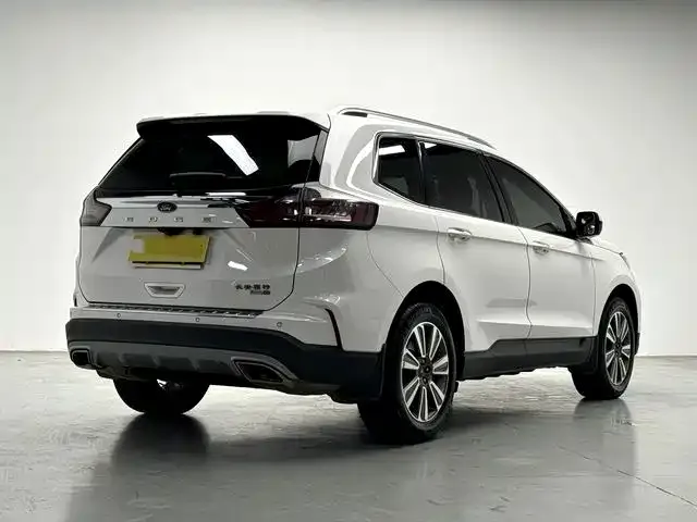 Ford Edge — фото 7