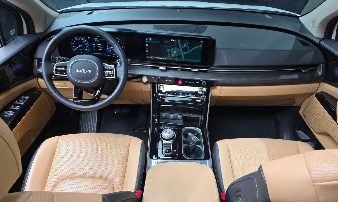Kia Carnival — фото 10
