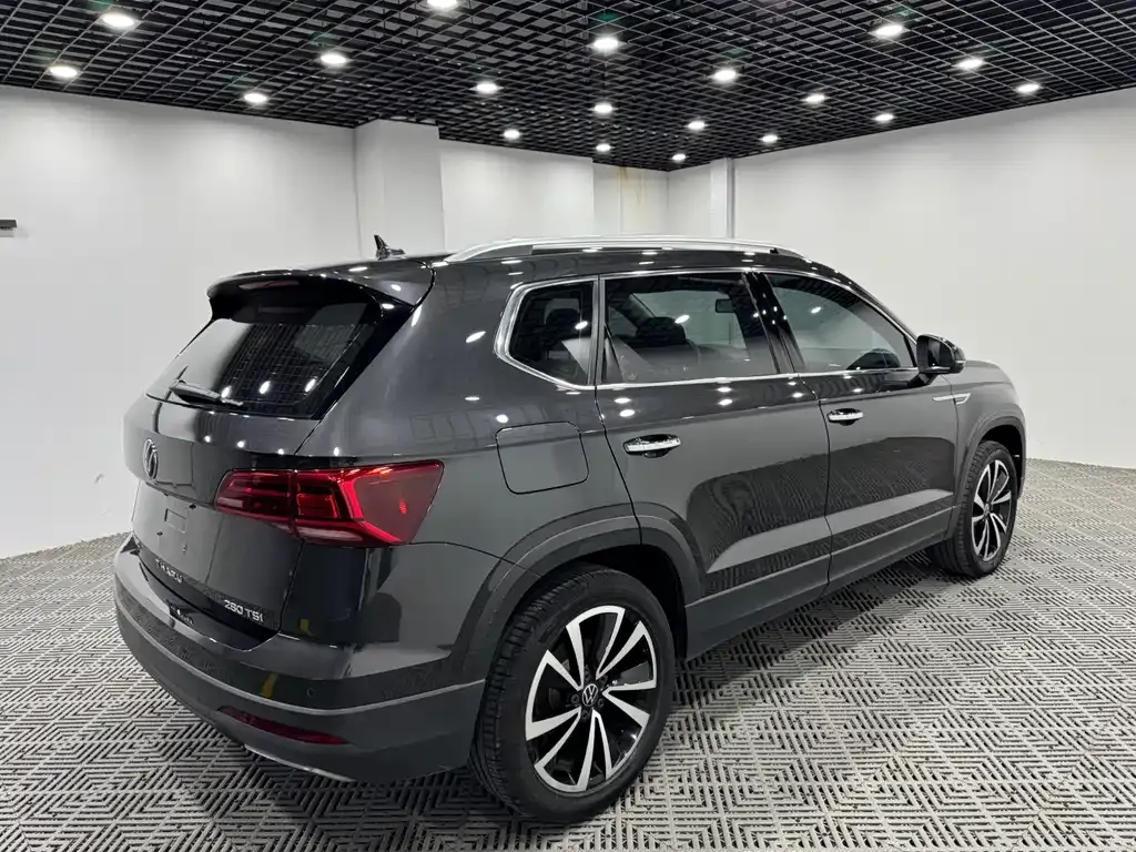 Volkswagen Tharu — фото 2