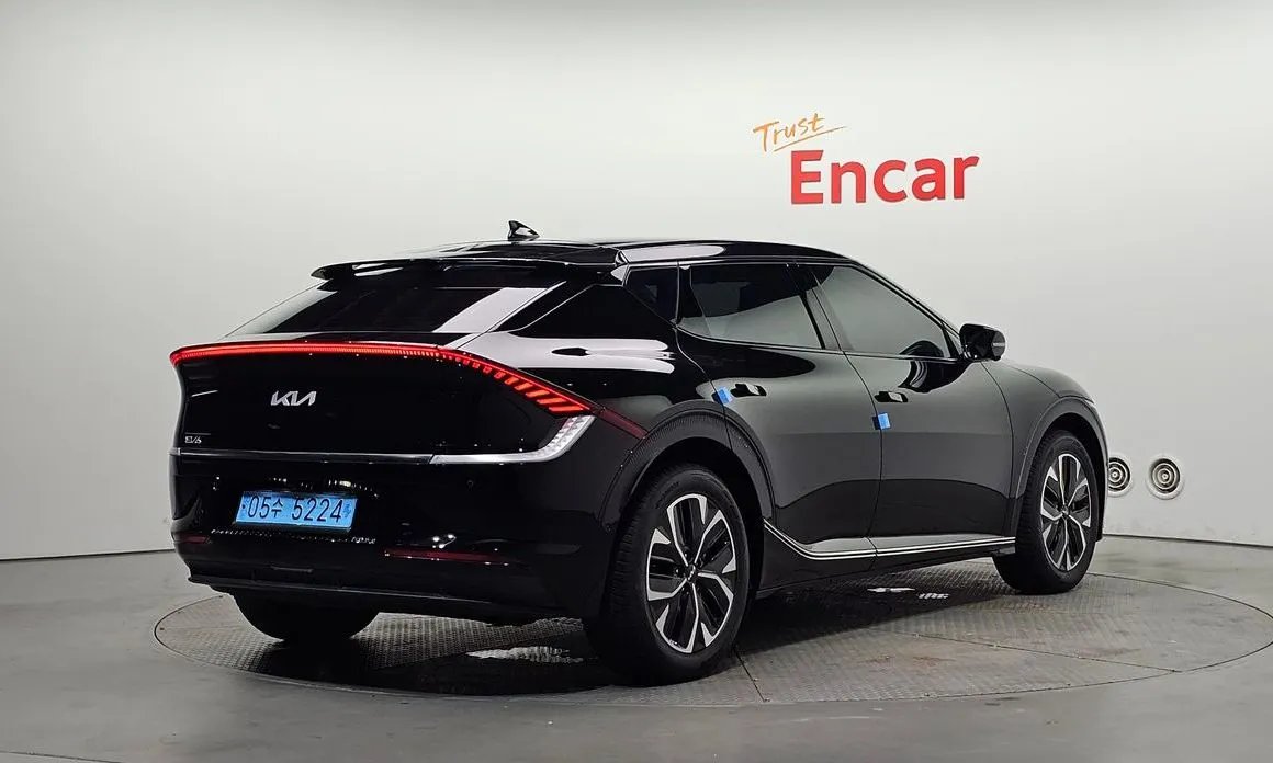 Kia EV6 — фото 4