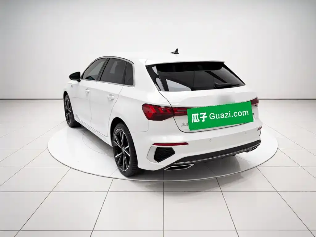 Audi A3 — фото 2