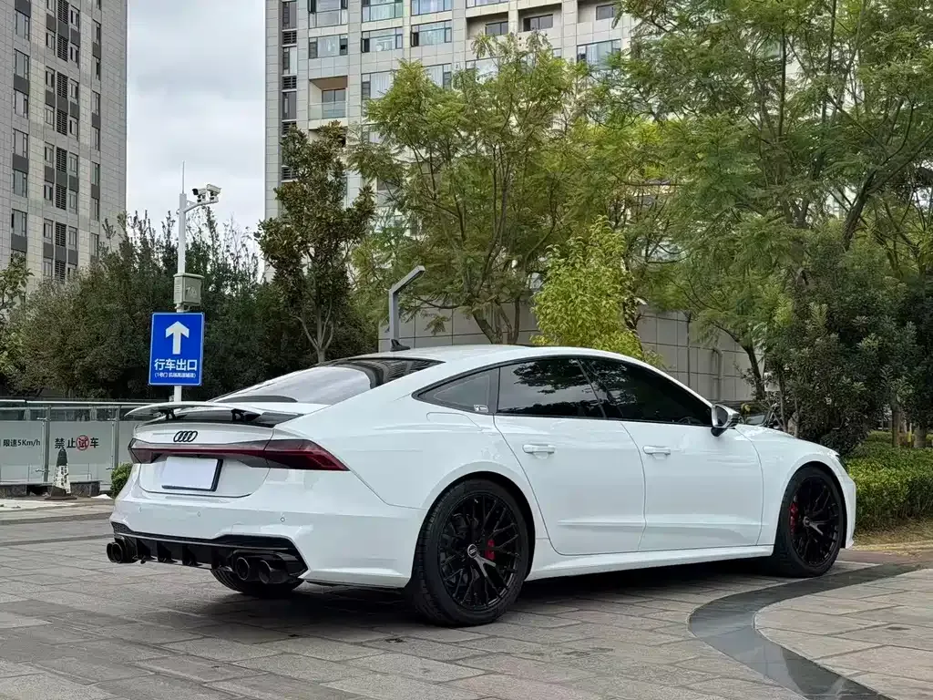 Audi A7 — фото 4
