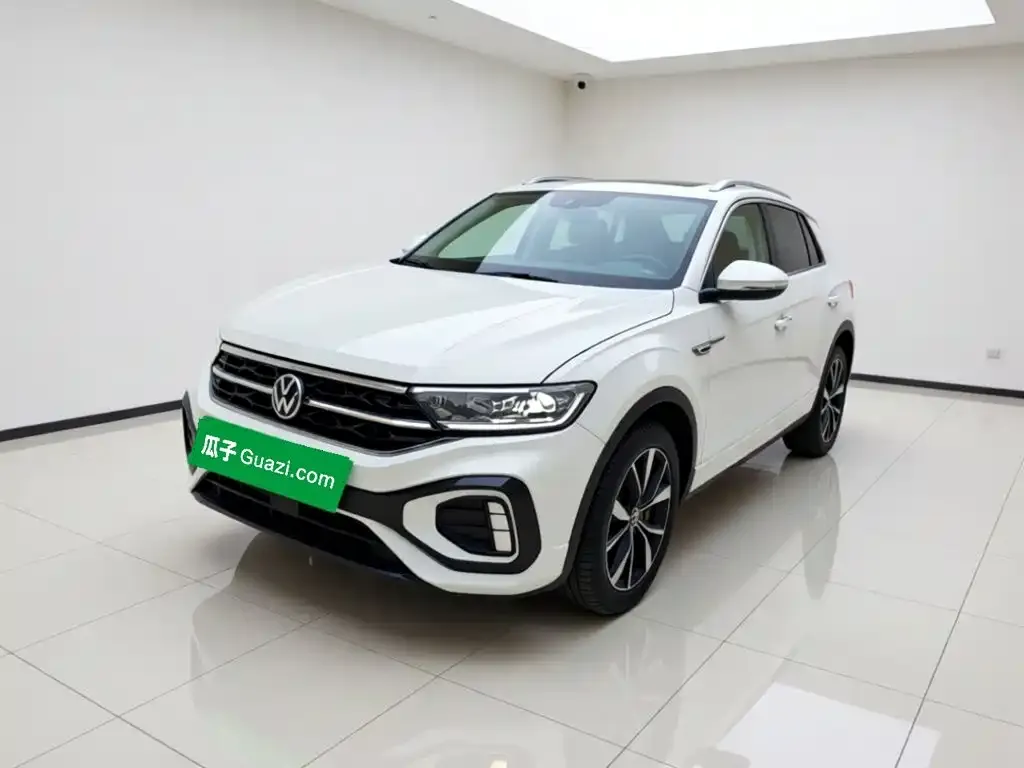 Volkswagen T-Roc — фото 1