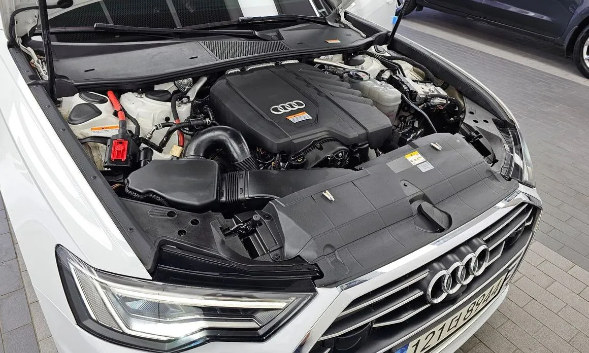 Audi A6 — фото 10