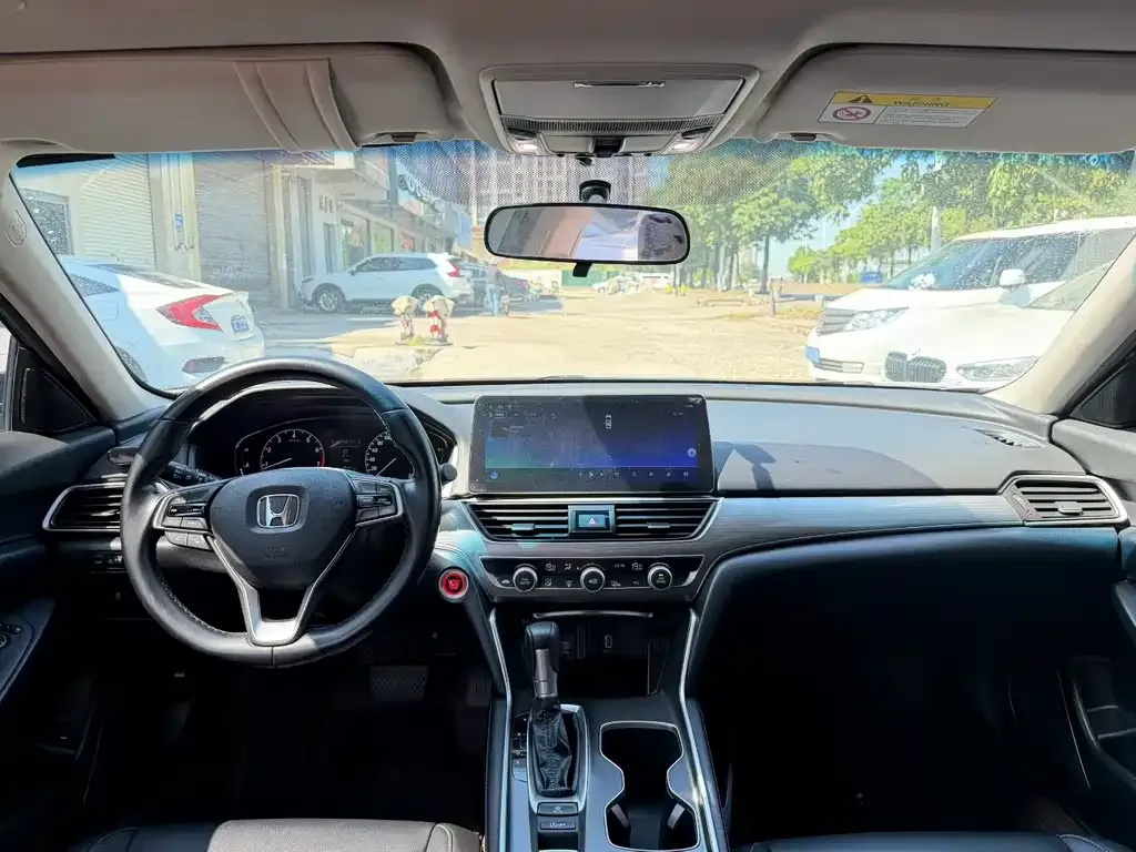 Honda Accord — фото 5