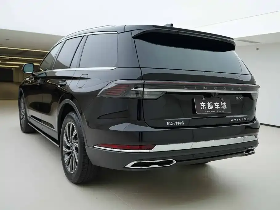 Lincoln Aviator — фото 2