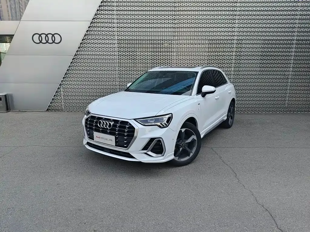 Audi Q3 — фото 5