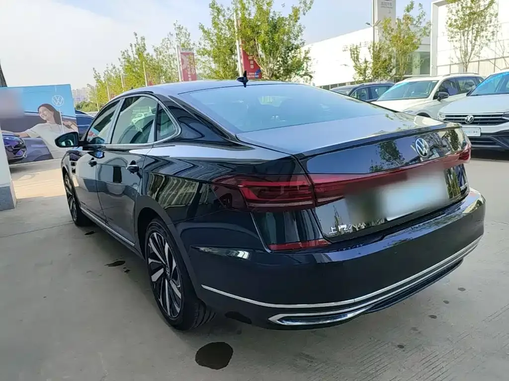 Volkswagen Passat — фото 2