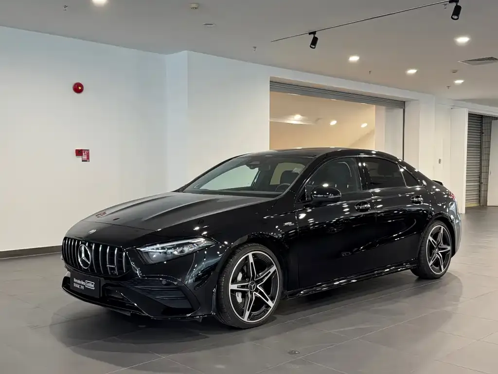 Mercedes-Benz A-Class AMG — фото 1