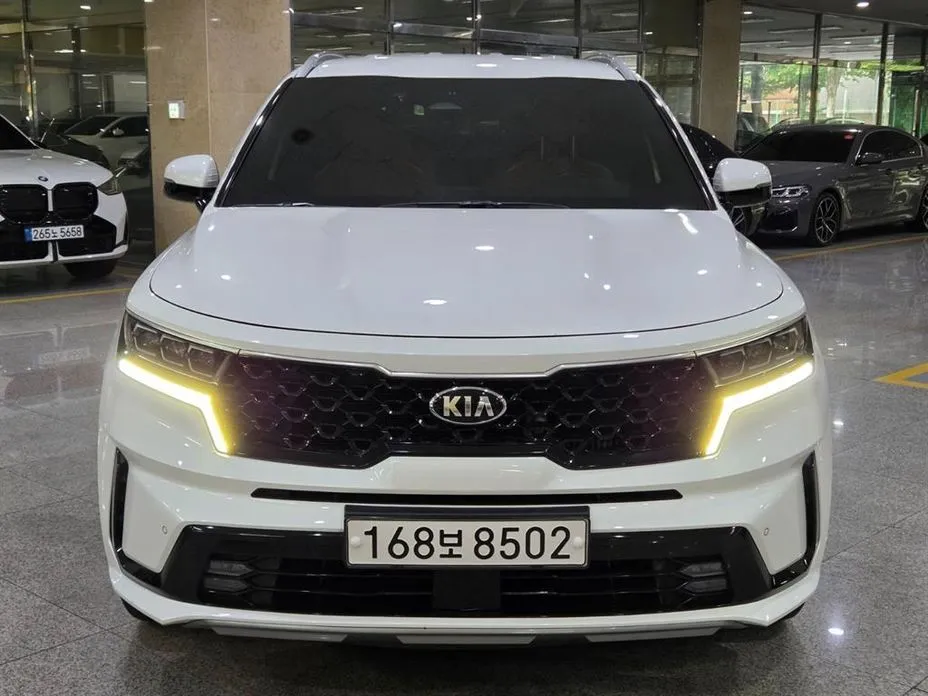 Kia Sorento — фото 6