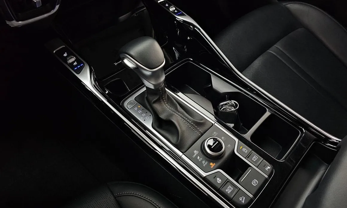 Kia Sorento — фото 5