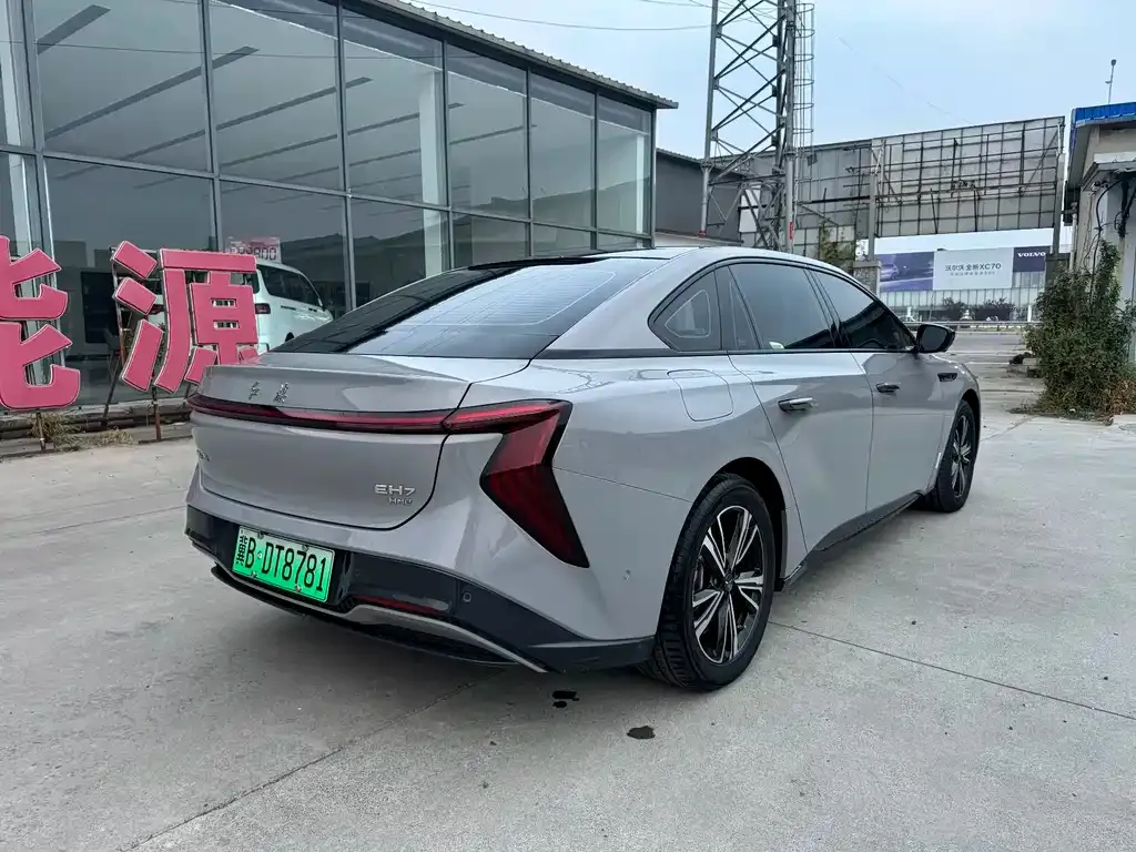 Hongqi EH7 — фото 9