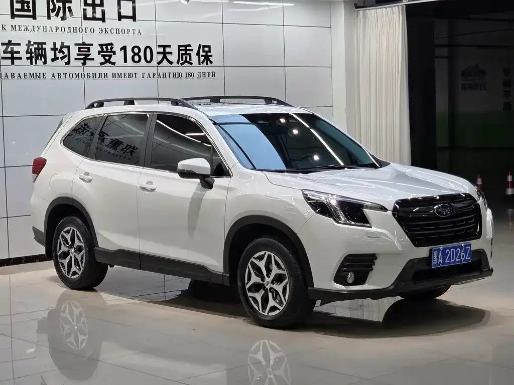 Subaru Forester — фото 6