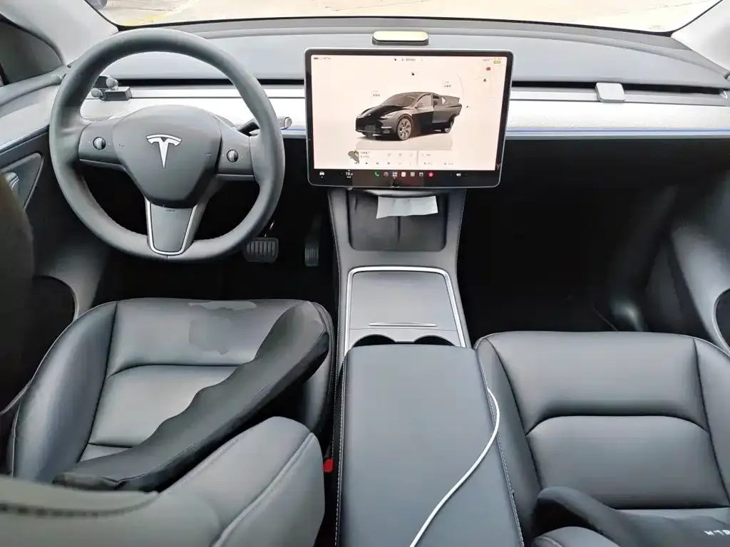 Tesla Model Y — фото 2