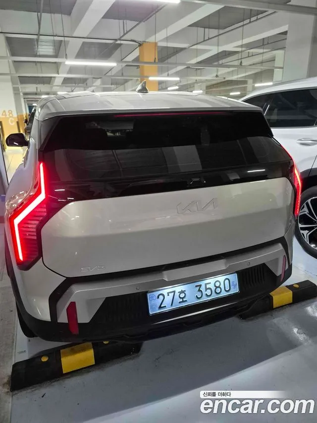 Kia EV3 — фото 7