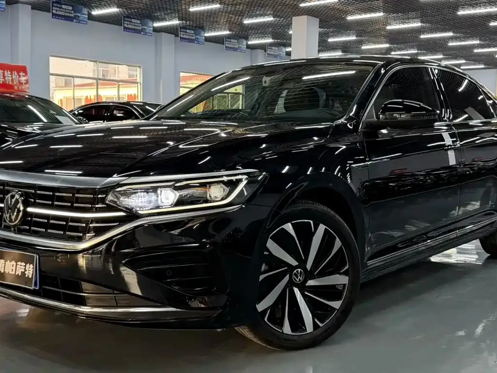 Volkswagen Passat — фото 9