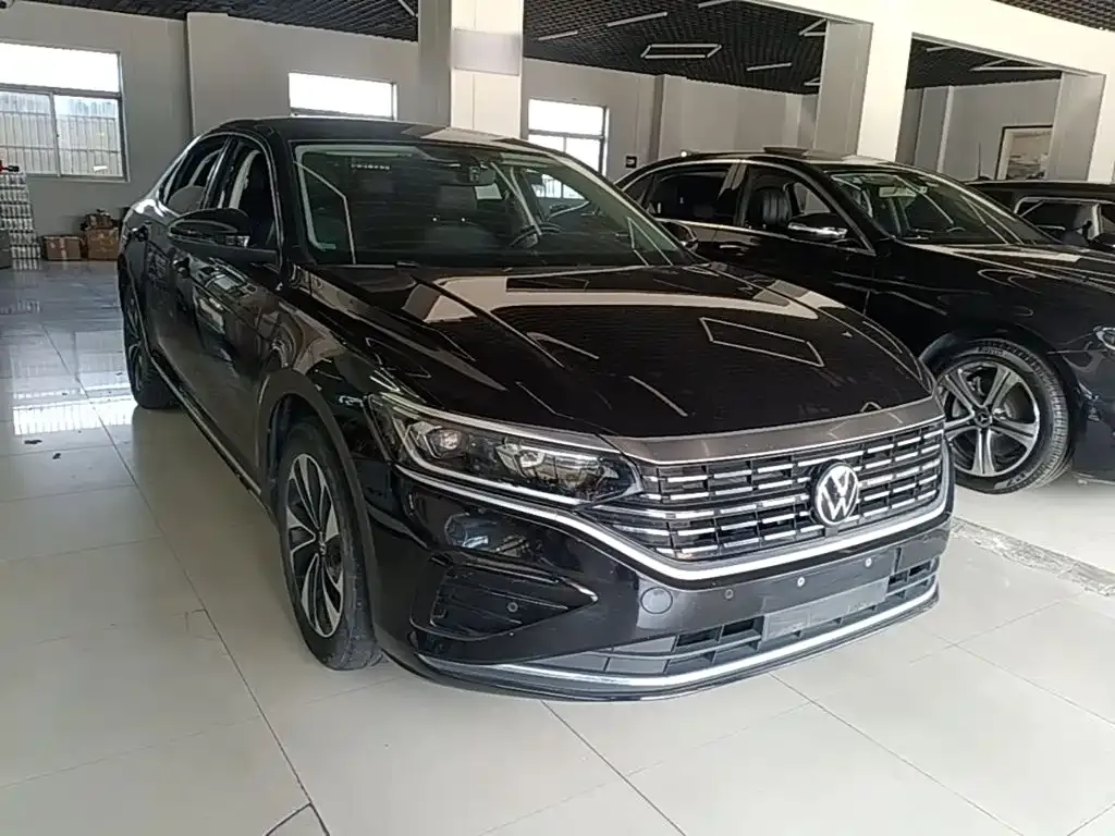 Volkswagen Passat — фото 5