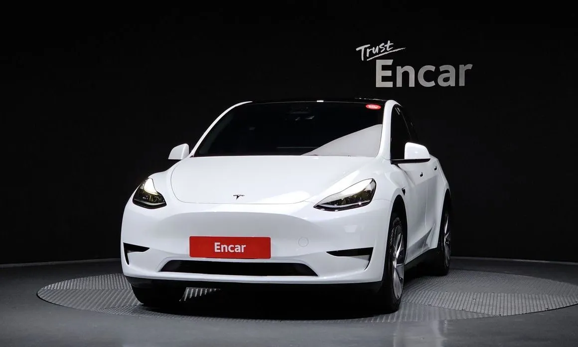 Tesla Model Y — фото 5