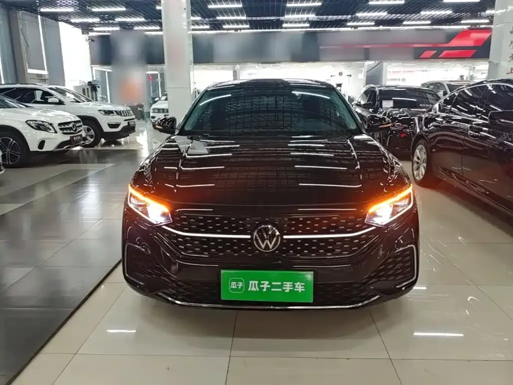 Volkswagen Passat — фото 2