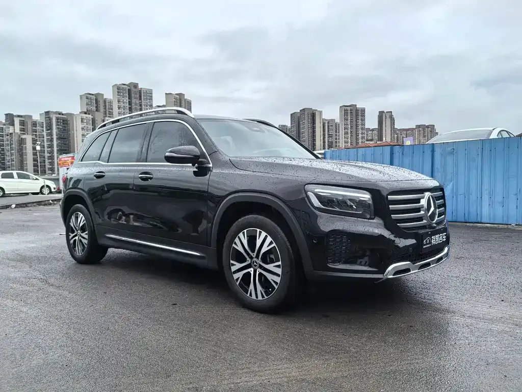 Mercedes-Benz GLB — фото 8