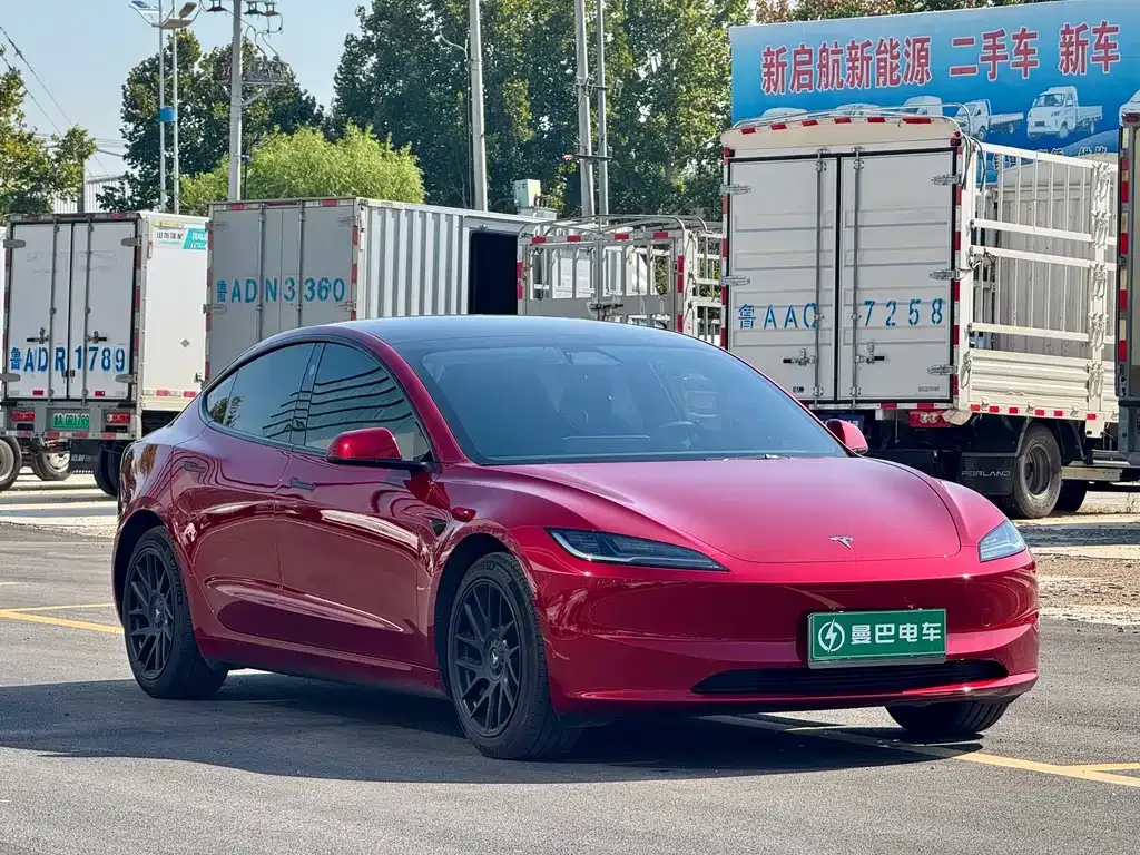 Tesla Model 3 — фото 5