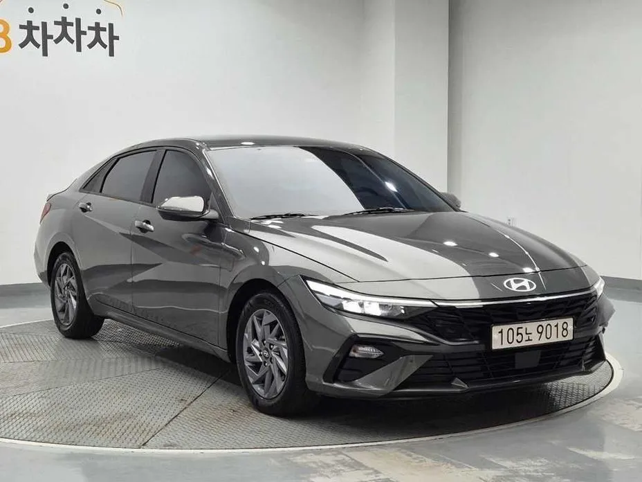Hyundai AVANTE — фото 1