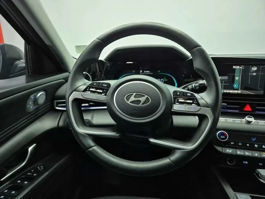 Hyundai AVANTE — фото 8