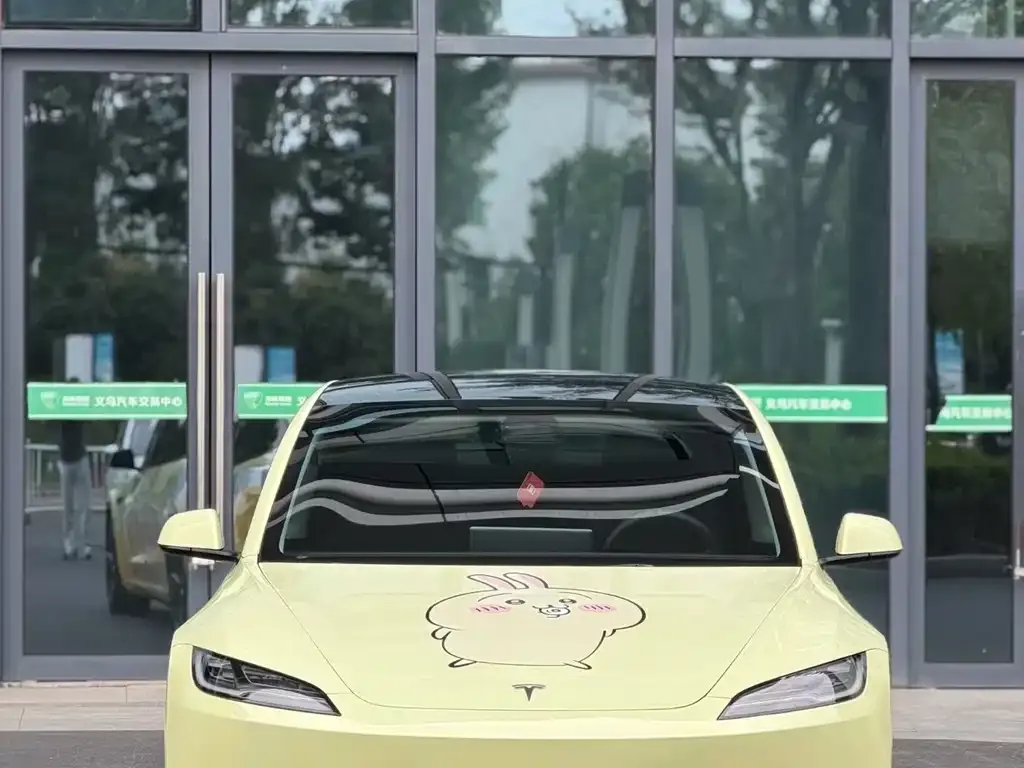Tesla Model 3 — фото 7