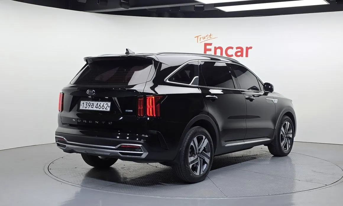 Kia Sorento — фото 5