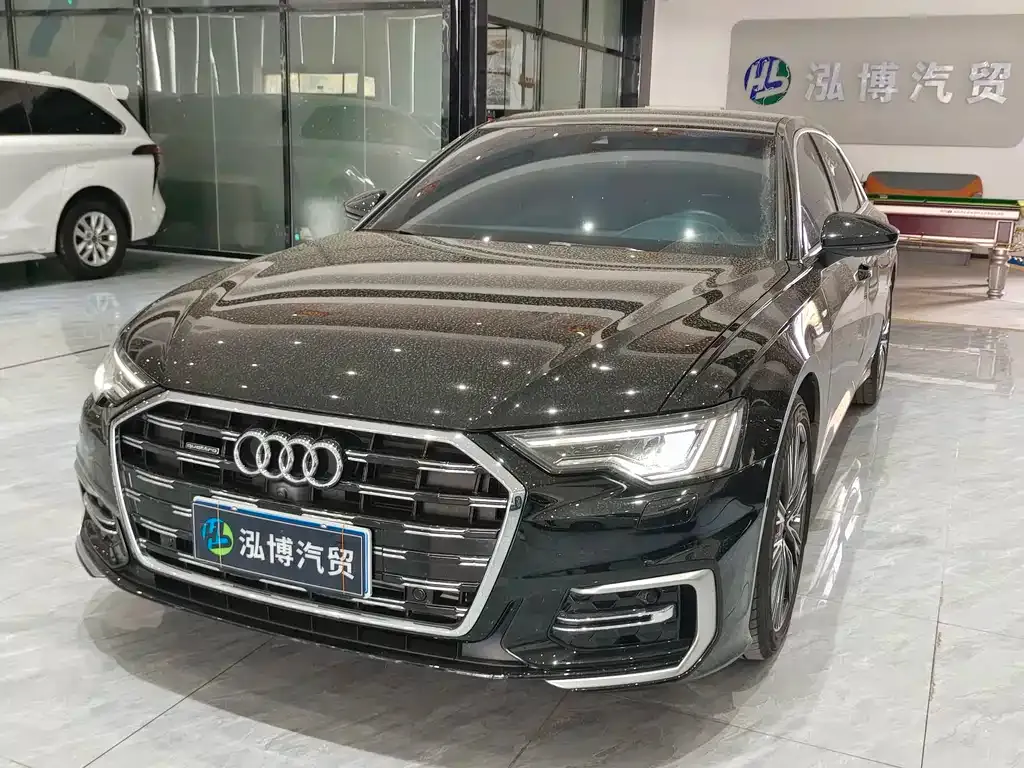 Audi A6L — фото 1
