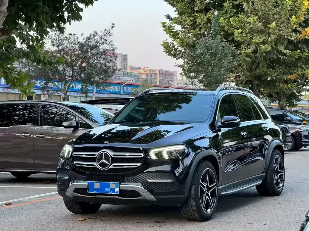 Mercedes-Benz GLE (Import) — фото 1