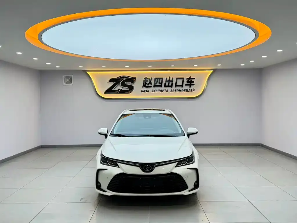 Toyota Corolla — фото 5