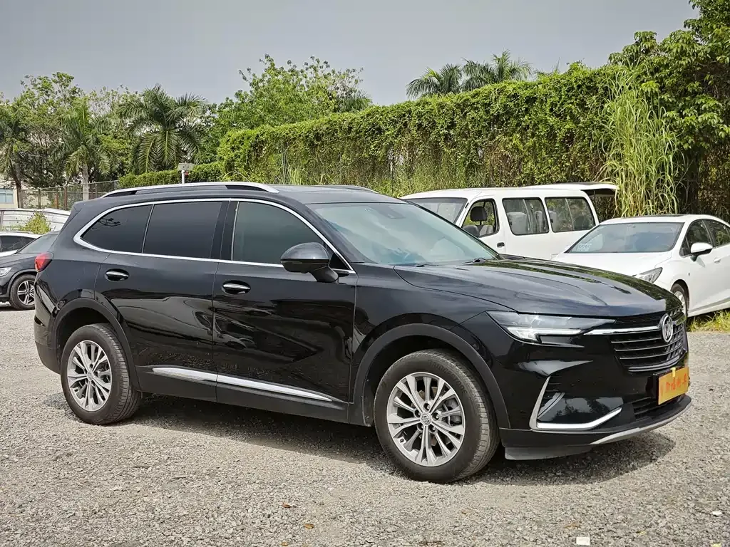 Buick Envision Plus — фото 9
